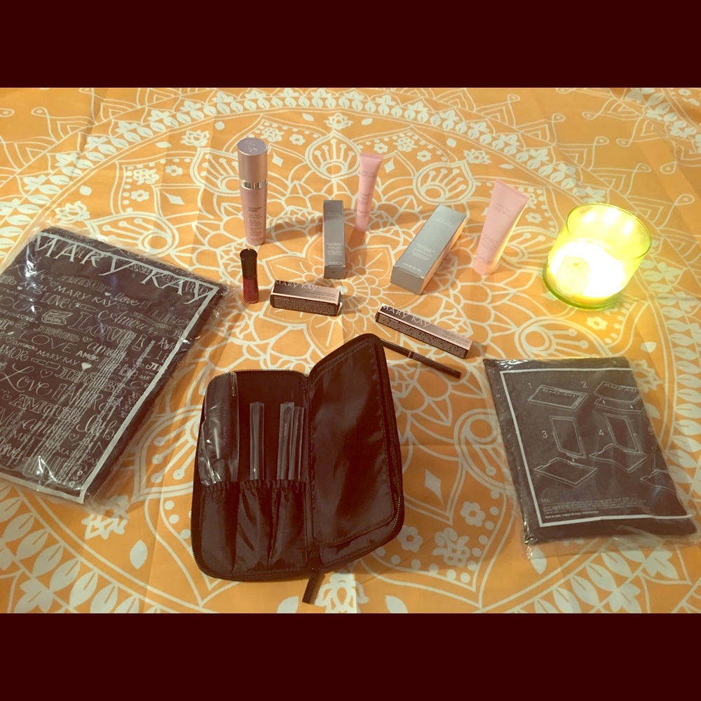 Mary Kay Bundle 💄